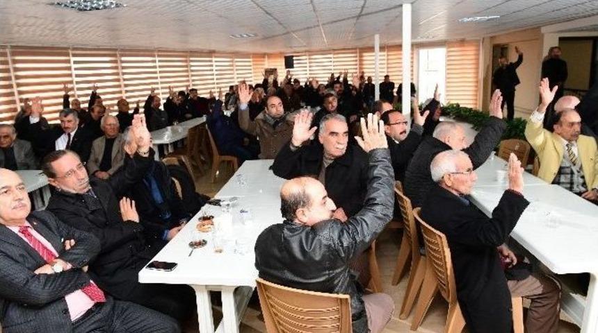 S&ouml;zl&uuml;: "esnaf, Şehir Ekonomisinin Bel Kemiğidir"