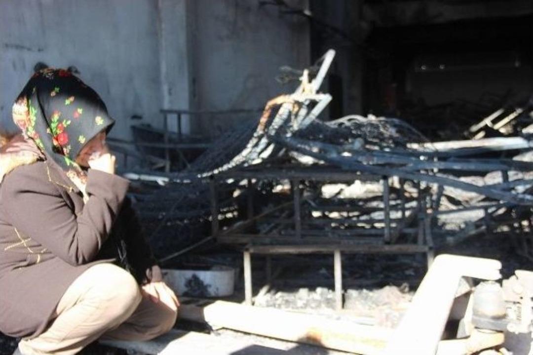 (&ouml;zel Haber) İş&ccedil;i Fabrikayı Ateşe Verdi, Ortaklar Ağladı
