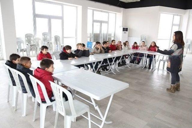 Nil&uuml;fer&rsquo;de Sanat Mahallelere Taşınıyor 2