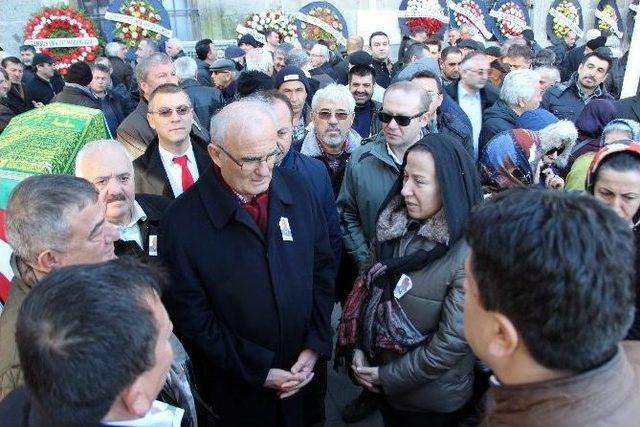 Metin Çağlarırmak, Son Yolculuğuna Uğurlandı