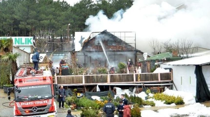 Anaokulu At&ouml;lyesinde &Ccedil;ıkan Yangın Korku Dolu Anlar Yaşattı
