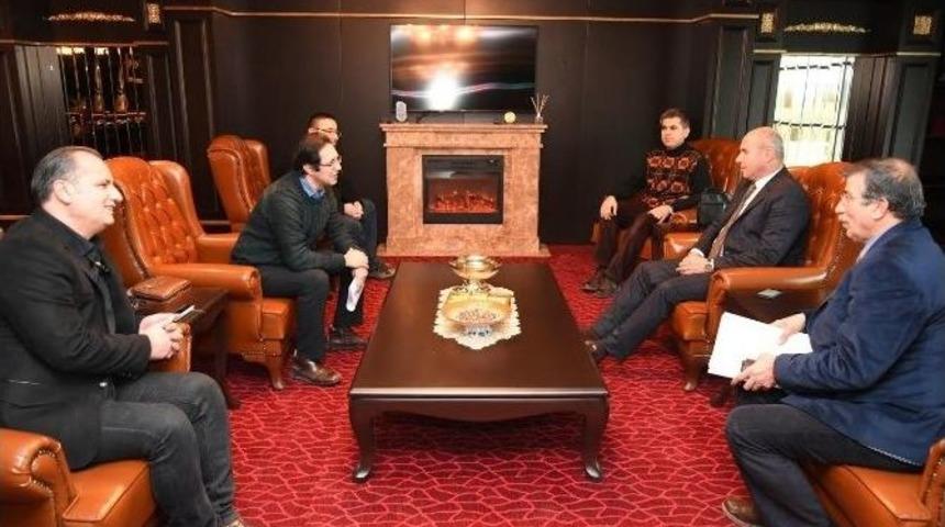 Tekkek&ouml;y&rsquo;&uuml;n Tarihi Kitap Oluyor