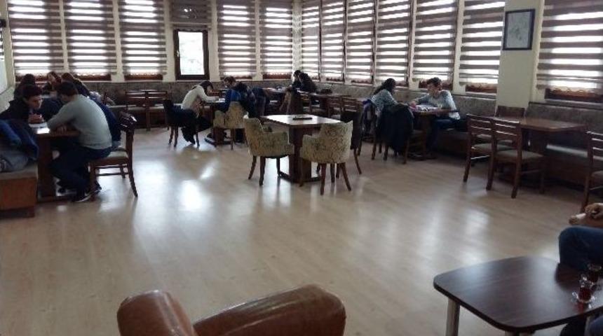 G&ouml;nen&rsquo;de Kitap Okuma Evi A&ccedil;ıldı