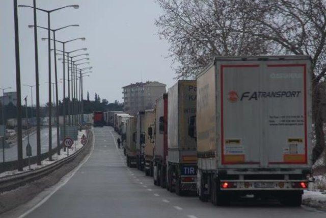 Kapıkule de Tır Kuyruğu 25 Kilometreye Ulaştı 1