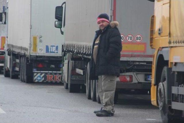 Kapıkule de Tır Kuyruğu 25 Kilometreye Ulaştı 3