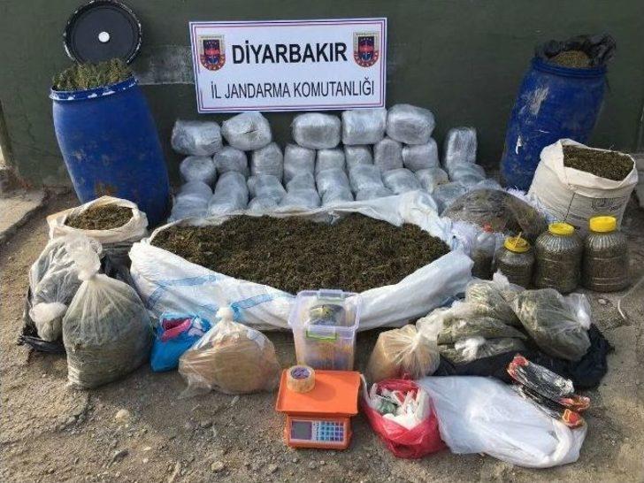 Diyarbakır’da 308 Kilogram Esrar Ele Geçirildi