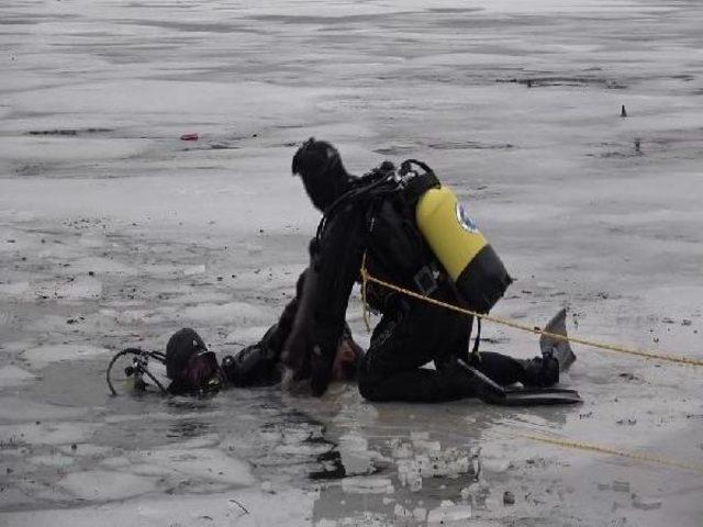 Porsuk'ta Facia; 2 Çocuk Buz Kırılınca Suya Gömülüp Boğuldu