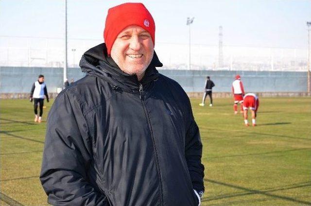 Bakkal: "ma&ccedil;larımıza Galibiyet Parolasıyla &Ccedil;ıkıyoruz" 1