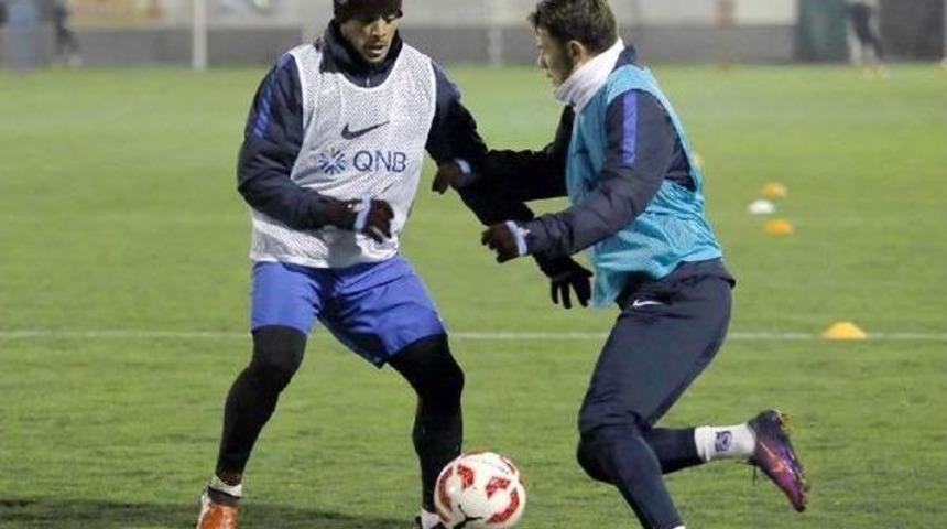 Trabzonspor, G&uuml;m&uuml;şhanespor Ma&ccedil;ı Hazırlıklarına Başladı