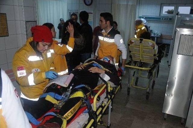 Antalya’da İki Ayrı Trafik Kazası: 1’si Ağır 6 Yaralı