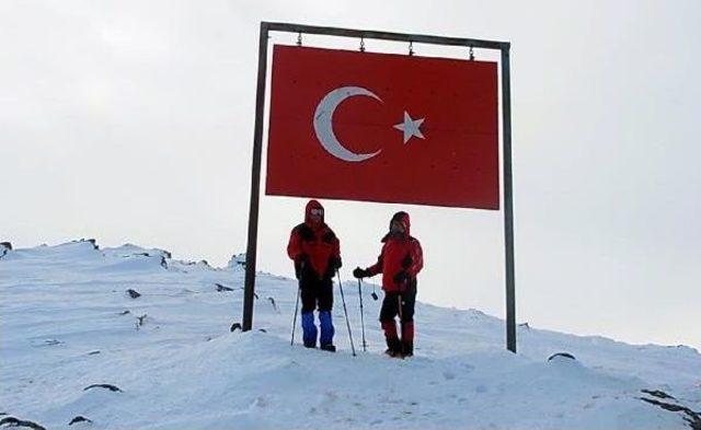 Eski Bakanlar Allahuekber Dağı na Tırmandı 1