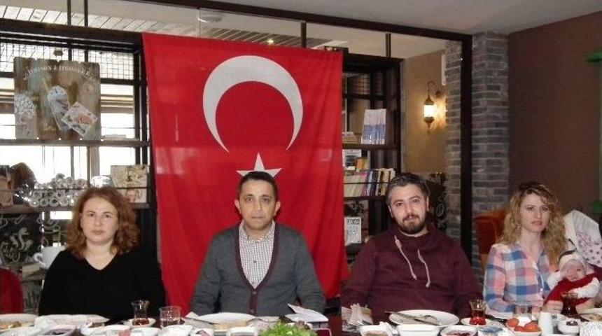 Mhp Efeler İl&ccedil;e Teşkilatından B&uuml;t&uuml;nleşme Vurgusu