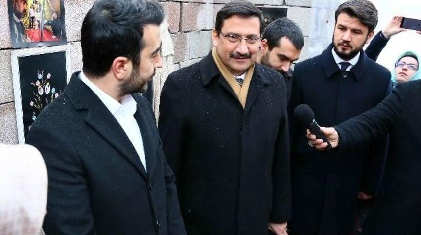 Ak Parti Ankara İl Başkan Yardımcısı &Ouml;zcan Halep Evi&rsquo;ni Ziyaret Etti