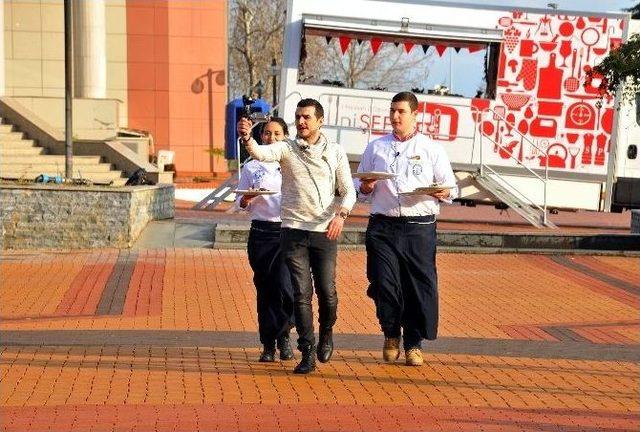 Gen&ccedil; Aş&ccedil;ılar &lsquo;&uuml;nişef&rsquo;te H&uuml;nerlerini Sergiledi 1