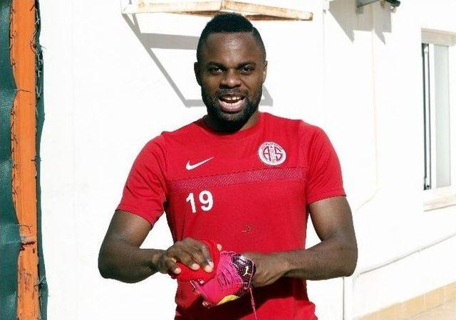 Antalyaspor’da M’billa Gol Orucunu Bozdu