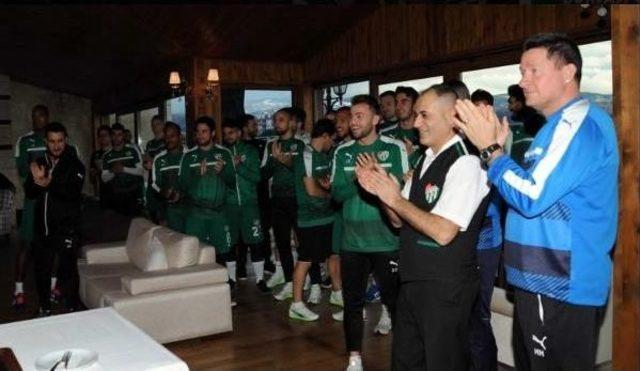 Hamzaoğlu&rsquo;Na S&uuml;rpriz Doğum G&uuml;n&uuml; 1