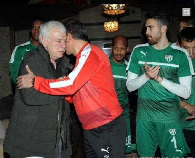 Hamzaoğlu&rsquo;Na S&uuml;rpriz Doğum G&uuml;n&uuml; 3