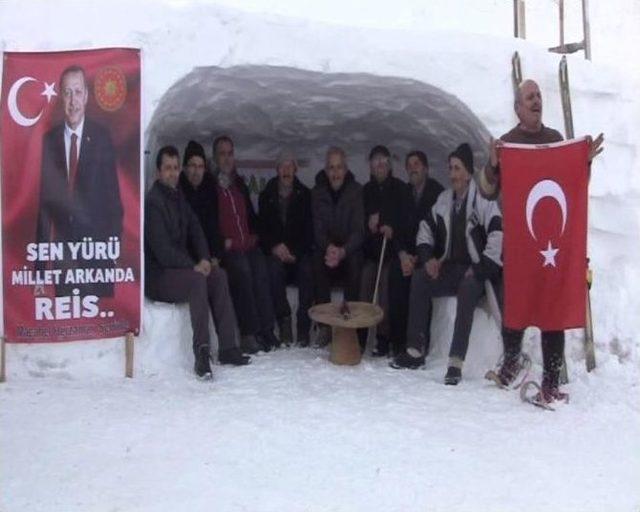 Artvin’de Bin 900 Rakımlı Köyde Tünel Müjdesi Horonla Kutlandı