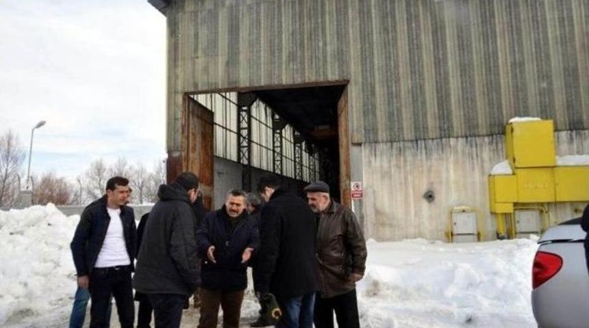 Başkan Tutal&rsquo;dan Zarar G&ouml;ren Esnafa Ge&ccedil;miş Olsun Ziyareti