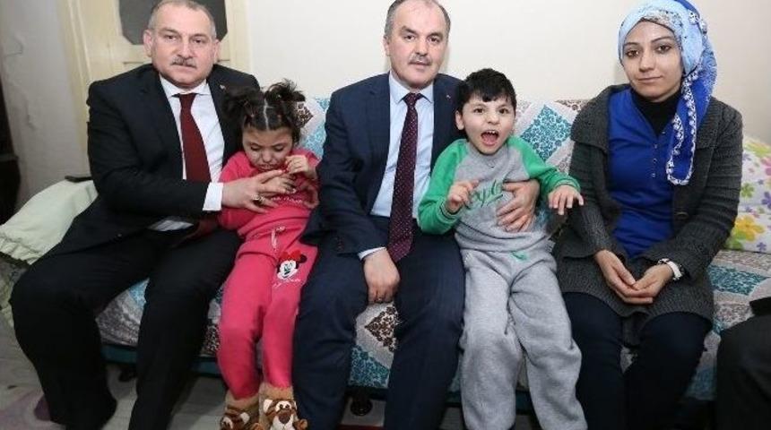 Pamukkale Belediyesi Aleyna Ve Ahmet&rsquo;i Sevindirdi