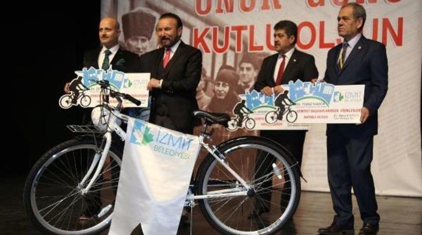 İzmit'te Basın Onur G&uuml;n&uuml; Kutlandı