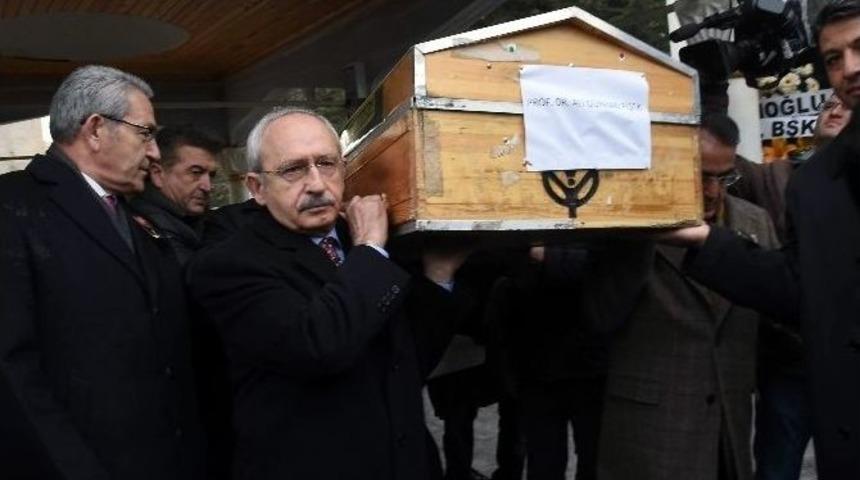 Prof. Dr. G&uuml;rhan Fişek Son Yolculuğuna Uğurlandı