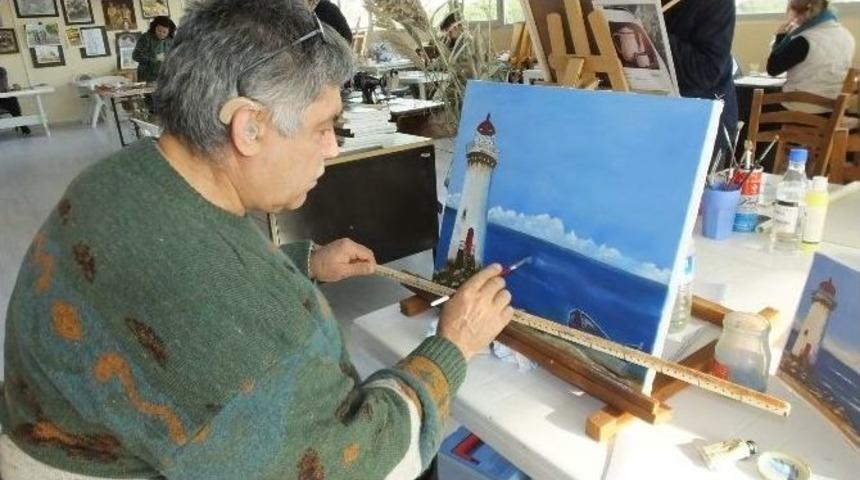 Burhaniye&rsquo;de, Resim Kursu Yetenekleri Ortaya &Ccedil;ıkardı