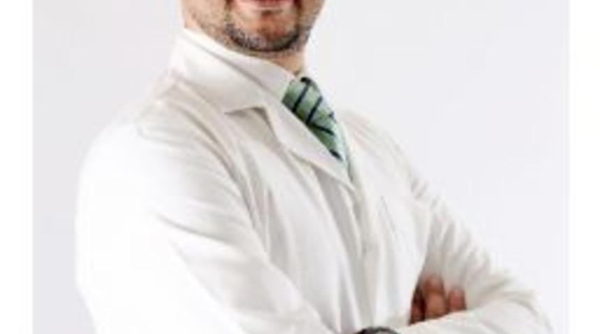 Op. Dr. Demiralp&rsquo;ten Yaşa G&ouml;re Estetik T&uuml;yolar