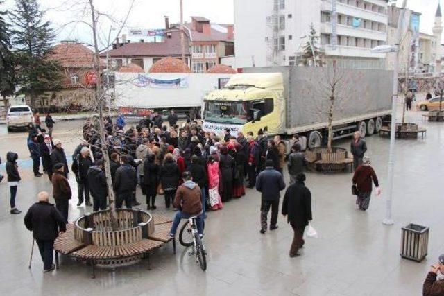Bolu dan Halep e Insani Yardım Malzemesi 2