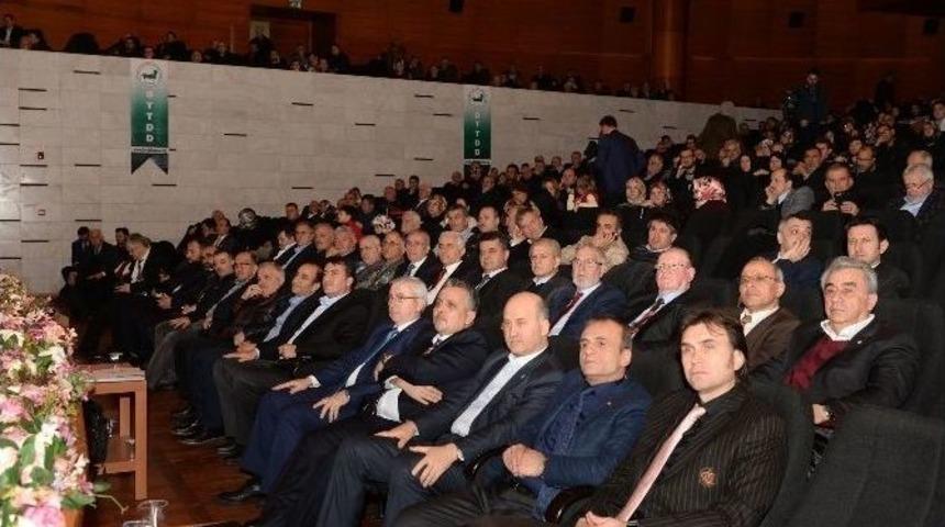 D&uuml;ndar: &ldquo;bizimki Milli Dava&rdquo;