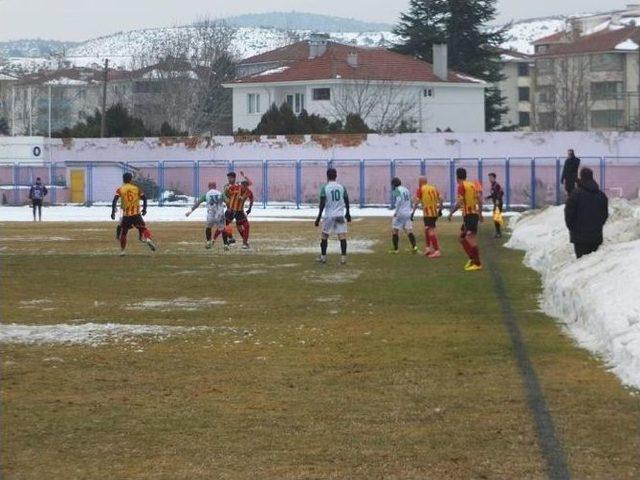 Vitraspor 9 Haftalık Yenilmezlik Serisini Sürdüremedi