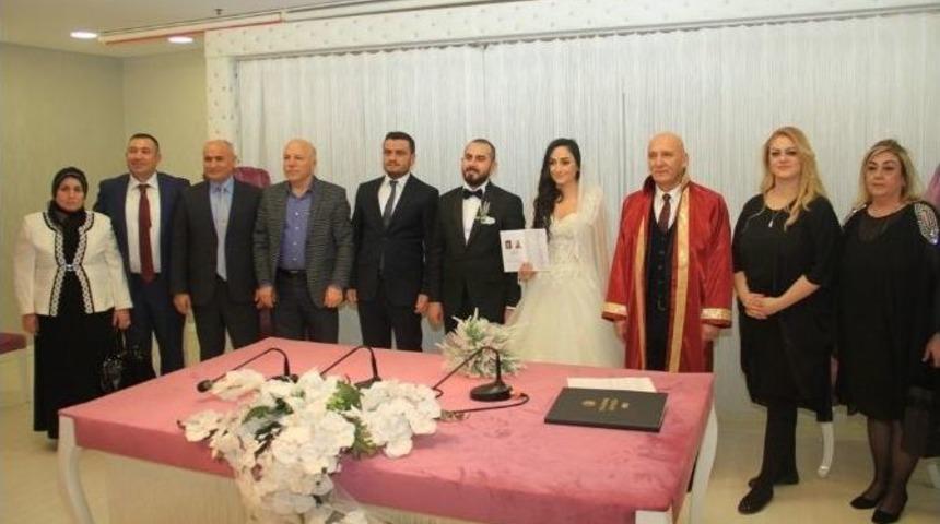 Başkan Altınok &Ouml;z Personelinin Nikahını Kıydı