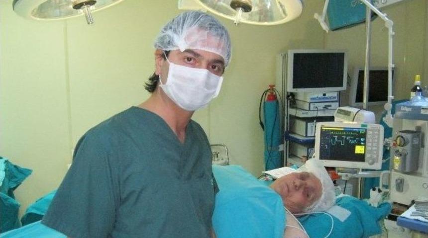 G&uuml;m&uuml;şhane&rsquo;de Şehit Annesine B&uuml;y&uuml;k Vefa