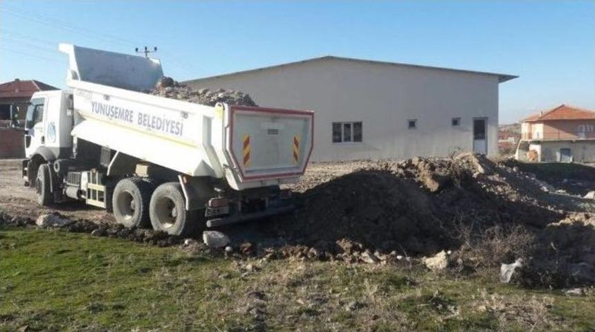 Kırsal Mahallelere Yatırımlar S&uuml;r&uuml;yor