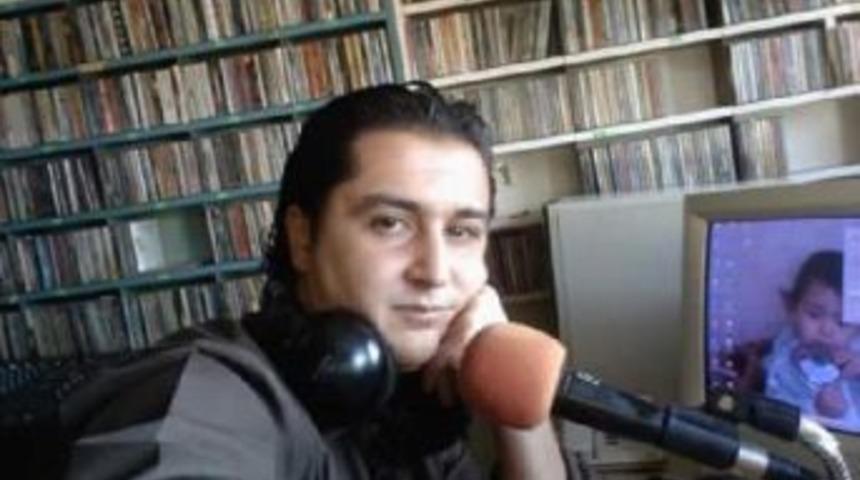 &Ouml;ld&uuml;r&uuml;len Radyocu Toprağa Verildi