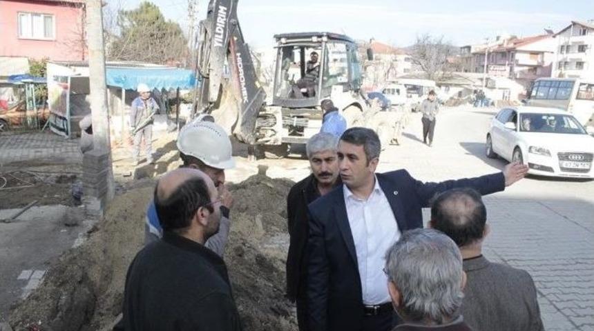 &Ccedil;aycuma&rsquo;nın Ana Caddelerinde Elektrik Hatları Yer Altına Alınıyor