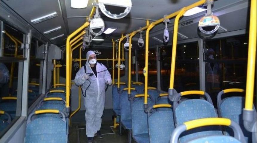 Halk Otob&uuml;sleri Ve Servisler Dezenfekte Ediliyor