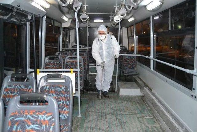 Halk Otob&uuml;sleri Ve Servisler Dezenfekte Ediliyor 1