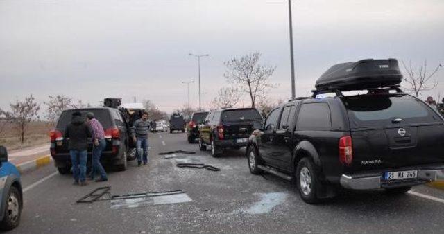 Diyarbakır'da Polise Bombalı Tuzak; 1 Şehit 5 Yaralı (2)