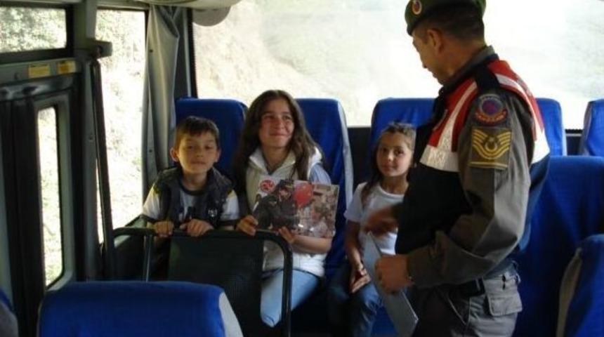 Jandarma G&ouml;z A&ccedil;tırmıyor