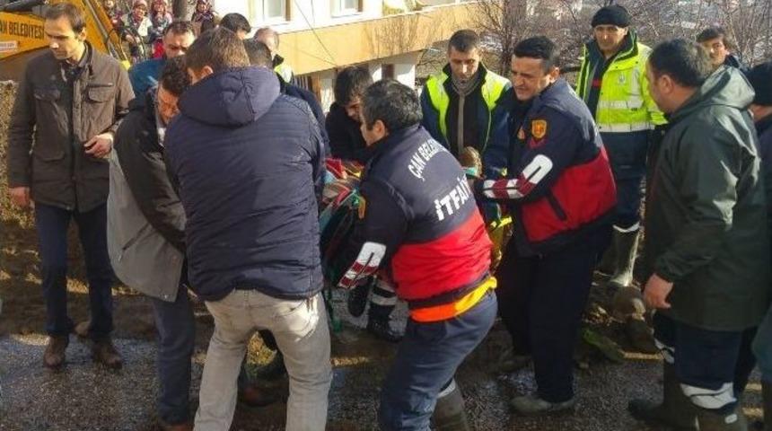 Belediye İş&ccedil;isi G&ouml;&ccedil;&uuml;k Altında Kaldı