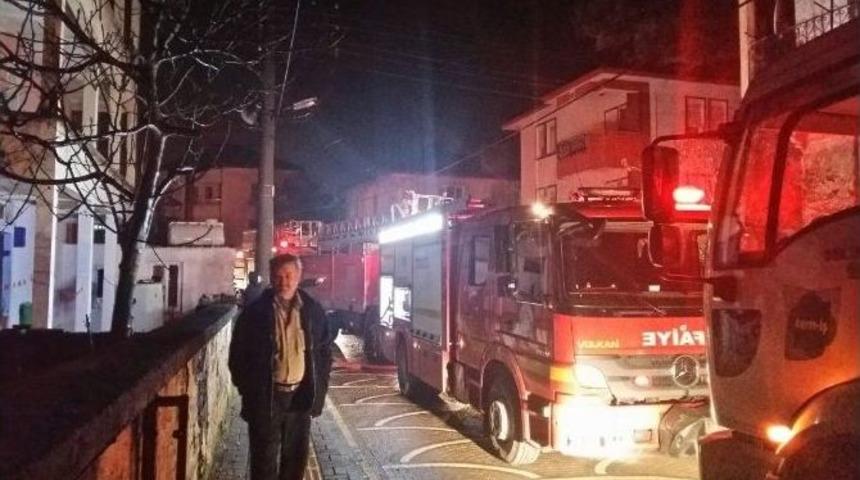 Ahşap Ev Alevlere Teslim