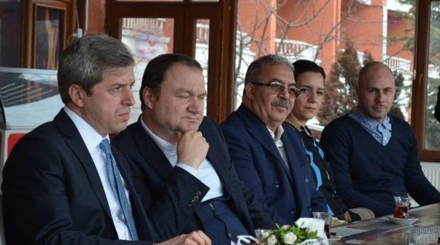 Kurtlar Vadisi Oyuncusu Eşref Bey Adilcevaz&rsquo;da