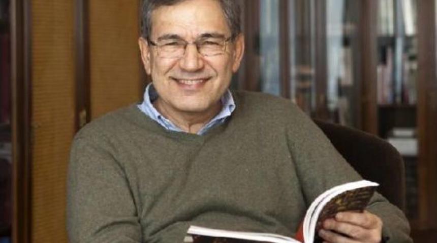 Orhan Pamuk&rsquo;A İtalya'dan Şeref Doktorası