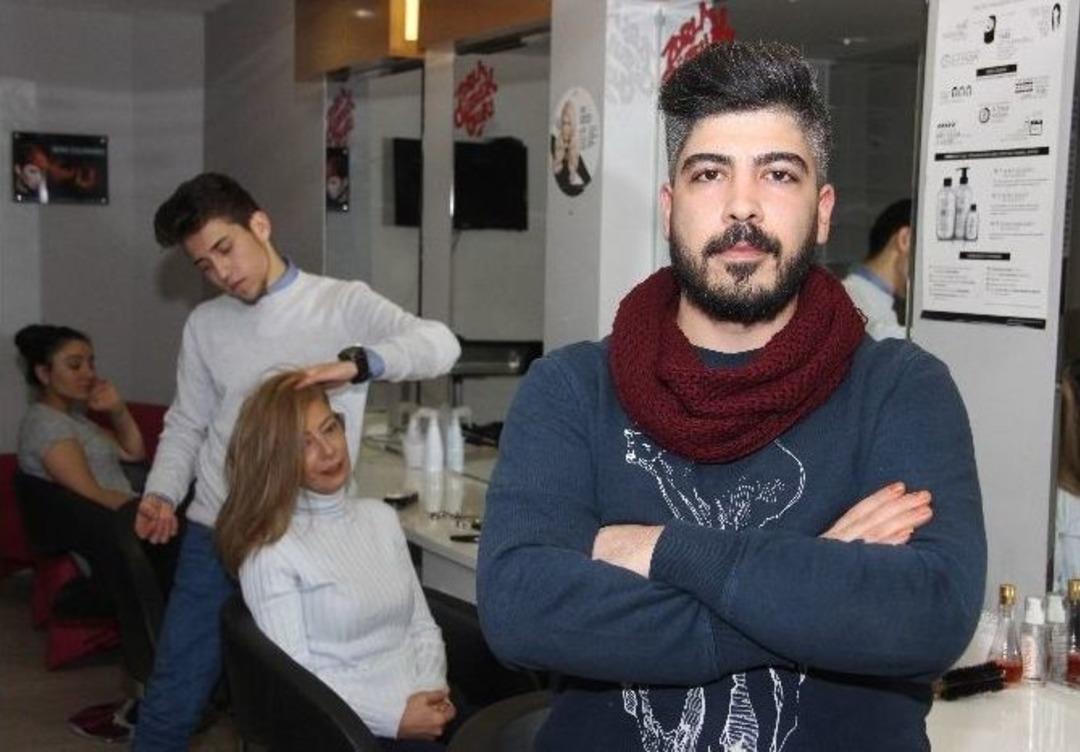 Bere Takarken Sa&ccedil;ınızdan Olmayın