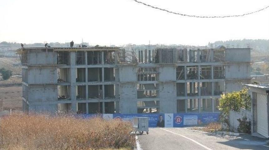 Beylikd&uuml;z&uuml; Belediyesi, İl&ccedil;eye 2 Yeni Okul Kazandırıyor