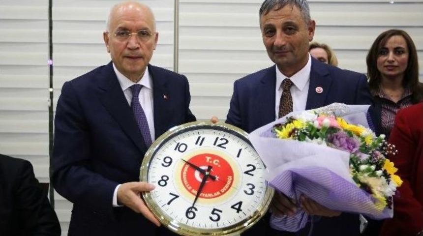Başkan Yaşar, Muhtarlarla Akşam Yemeğinde Buluştu