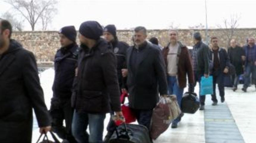 Nevşehir&rsquo;de &rsquo;bylock&rsquo;cu 20 Polis Adliyeye Sevk Edildi