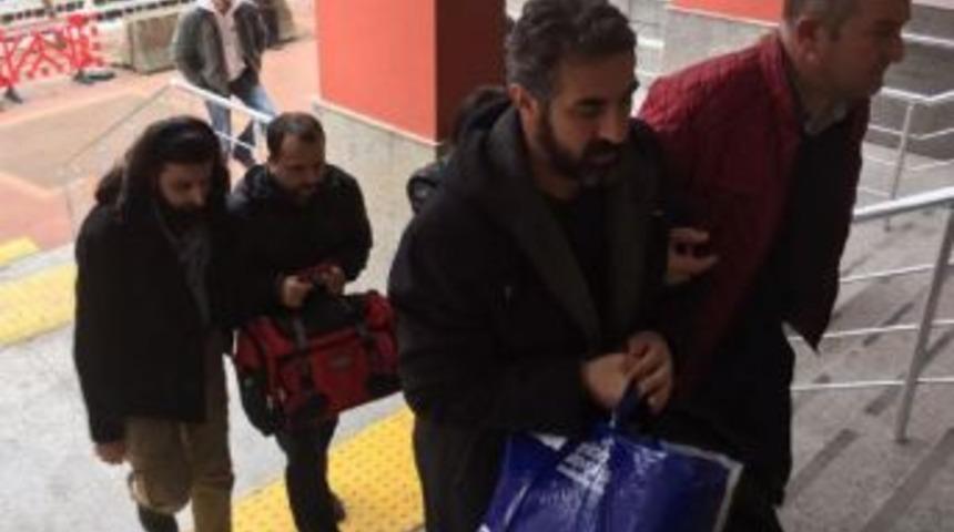 Bylock Kullandığı Iddia Edilen 3 &Ouml;ğretmen Adliyeye Sevk Edildi