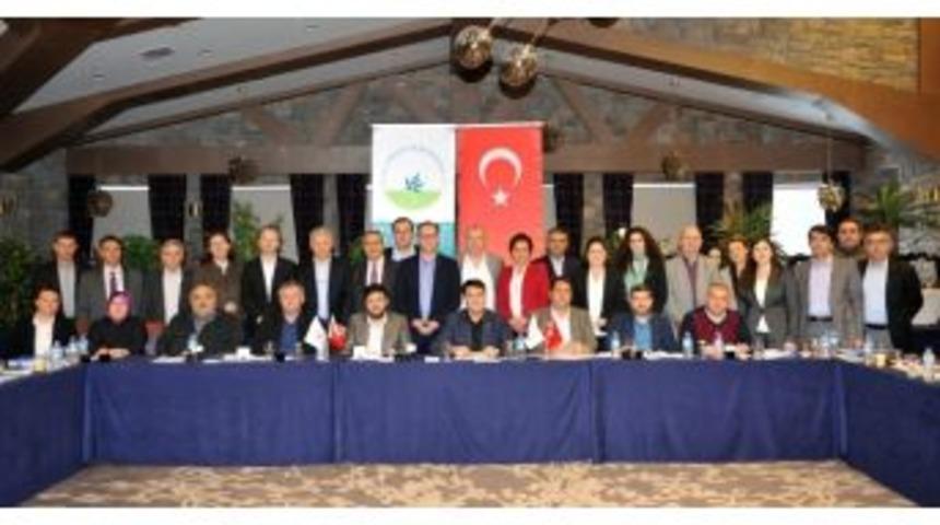 D&uuml;ndar 2016 Yılını Değerlendirdi